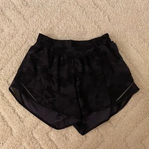 Lululemon hotty hot shorts